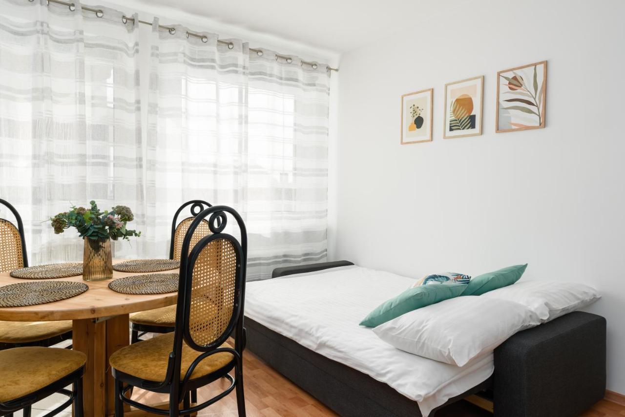Sleepway Apartments -Boho Chic Poznań Extérieur photo
